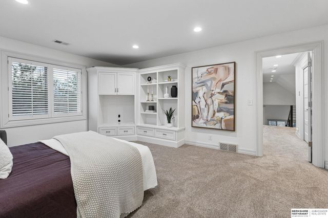 14341 Hamilton Street, Omaha, NE 68154