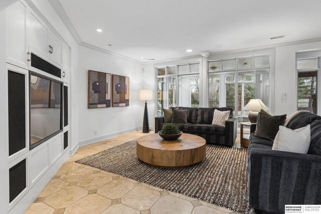 14341 Hamilton Street, Omaha, NE 68154