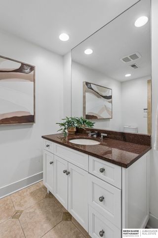 14341 Hamilton Street, Omaha, NE 68154