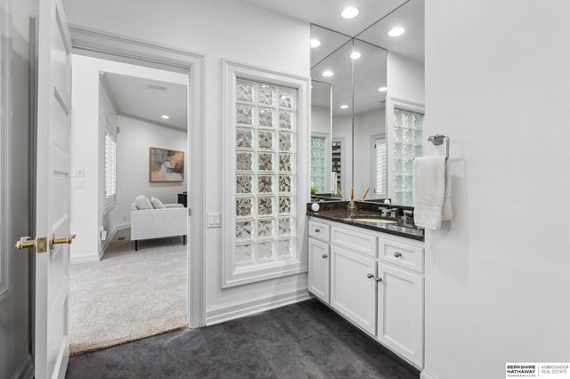 14341 Hamilton Street, Omaha, NE 68154