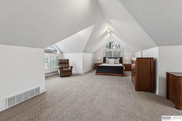 14341 Hamilton Street, Omaha, NE 68154