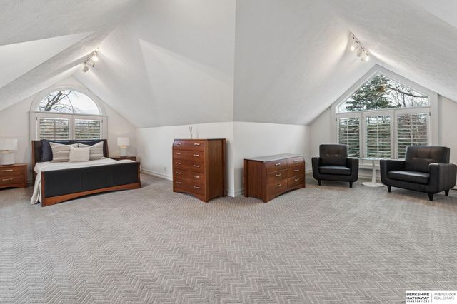 14341 Hamilton Street, Omaha, NE 68154