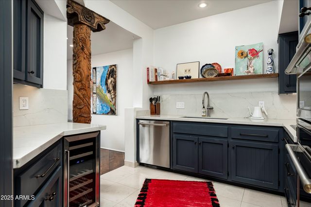5101 N Casa Blanca Drive Unit 215, Paradise Valley, AZ 85253