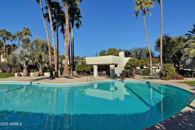5101 N Casa Blanca Drive Unit 215, Paradise Valley, AZ 85253