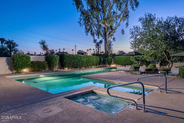 5101 N Casa Blanca Drive Unit 215, Paradise Valley, AZ 85253