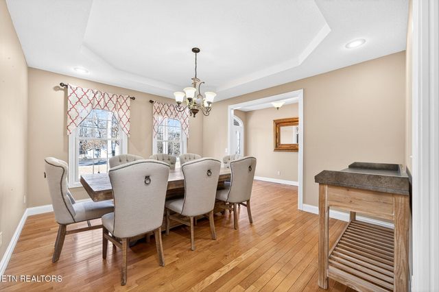 1945 W Creston Rd, Crossville, TN 38571