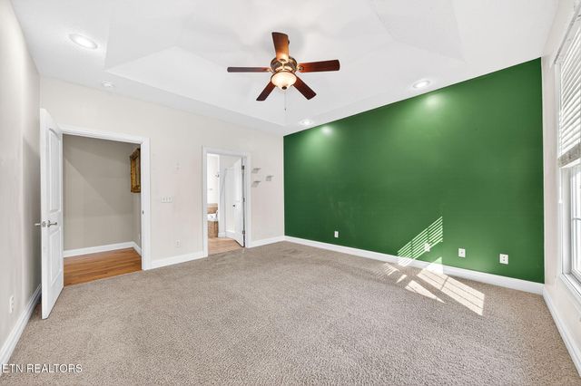 1945 W Creston Rd, Crossville, TN 38571