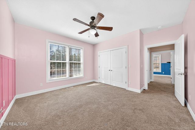 1945 W Creston Rd, Crossville, TN 38571