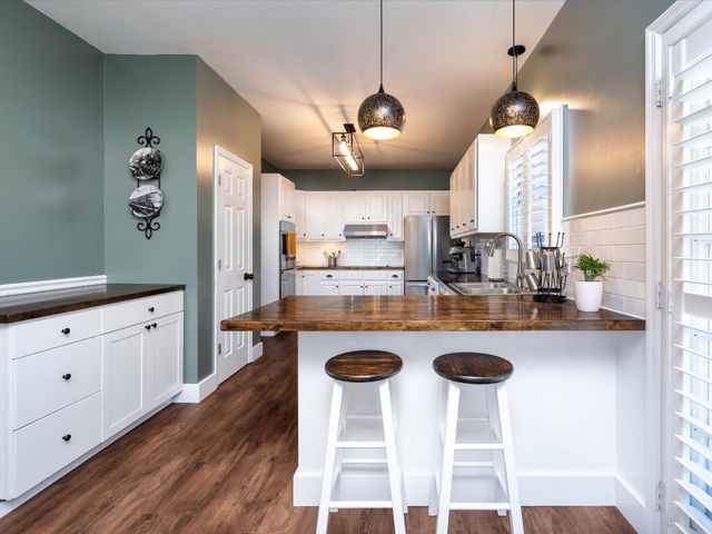 9725 Dogwood Dr, Bon Aqua, TN 37025