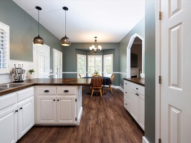 9725 Dogwood Dr, Bon Aqua, TN 37025