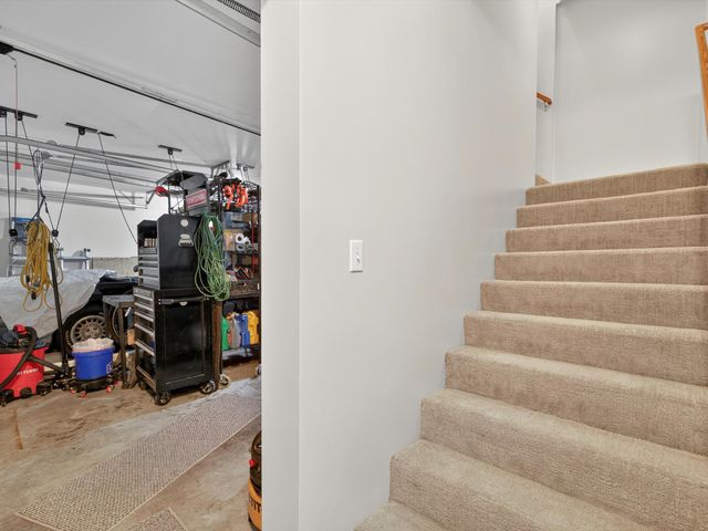 9725 Dogwood Dr, Bon Aqua, TN 37025