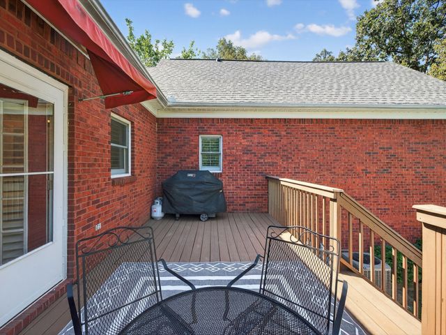 9725 Dogwood Dr, Bon Aqua, TN 37025