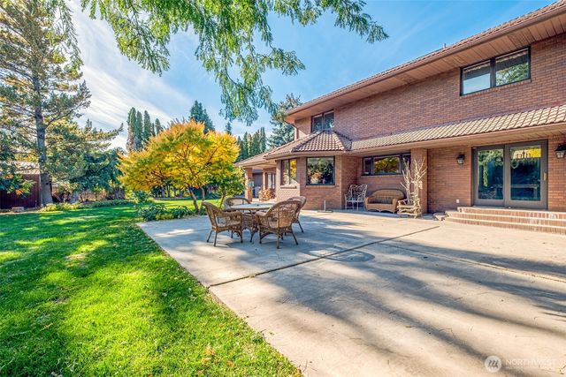 810 D Street SW, Ephrata, WA 98823