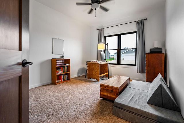 618 Silver DRIVE, Holmen, WI 54636