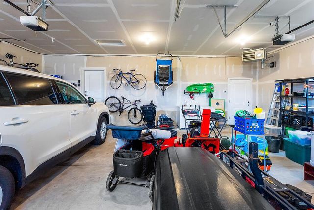 618 Silver DRIVE, Holmen, WI 54636