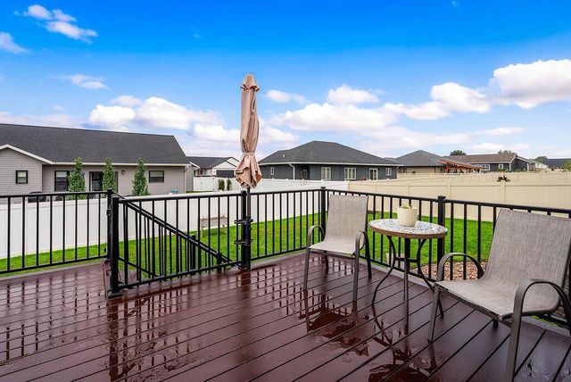 618 Silver DRIVE, Holmen, WI 54636