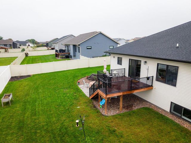 618 Silver DRIVE, Holmen, WI 54636