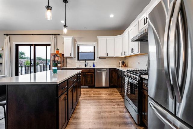 618 Silver DRIVE, Holmen, WI 54636