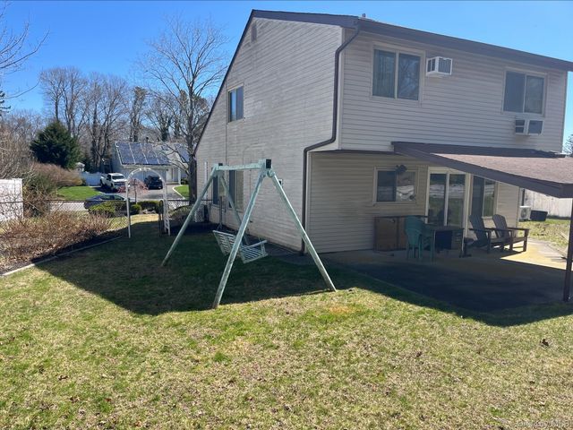 173 Sequoia Drive, Coram, NY 11727