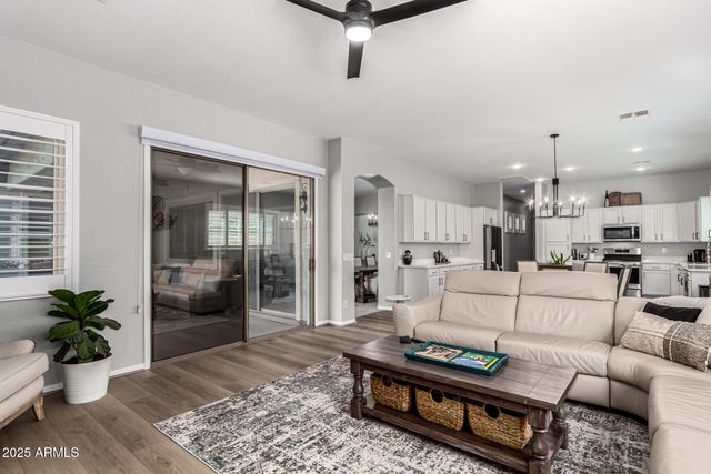 5750 S Dragoon Drive, Chandler, AZ 85249