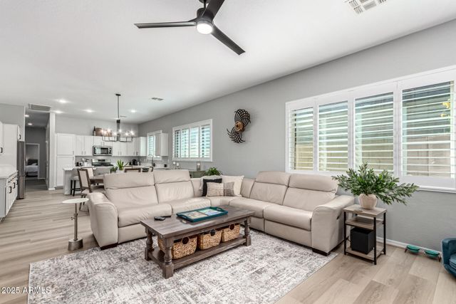 5750 S Dragoon Drive, Chandler, AZ 85249