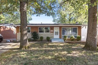 110 Young Drive, St Louis, MO 63135