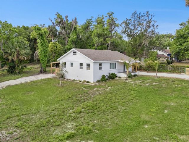 334 W HOWRY AVENUE, Deland, FL 32720