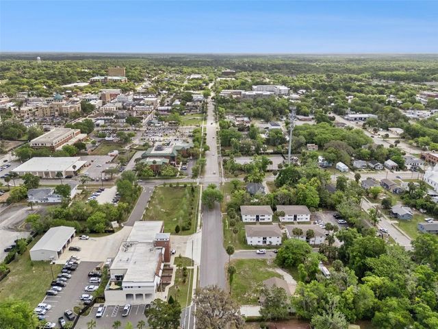 334 W HOWRY AVENUE, Deland, FL 32720