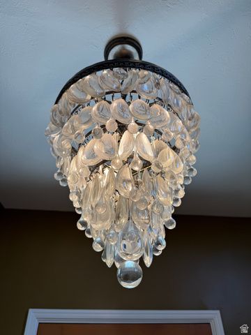 189 N R ST, Salt Lake City, UT 84103