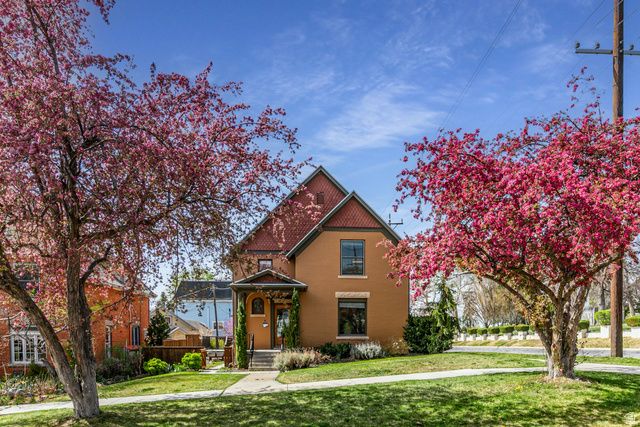 189 N R ST, Salt Lake City, UT 84103