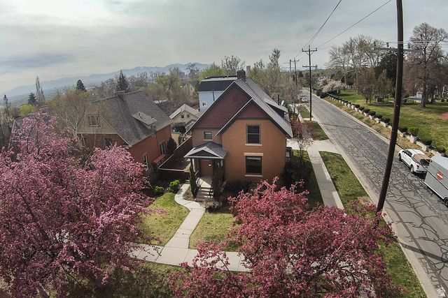 189 N R ST, Salt Lake City, UT 84103