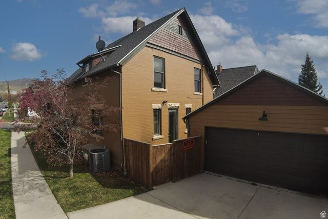 189 N R ST, Salt Lake City, UT 84103