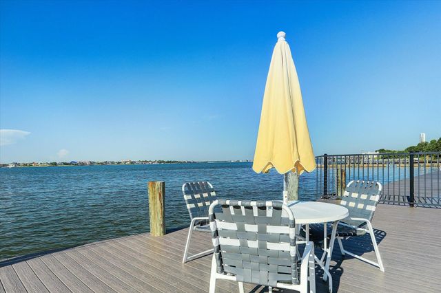 3535 Nasa Rd 1 59, Seabrook, TX 77586