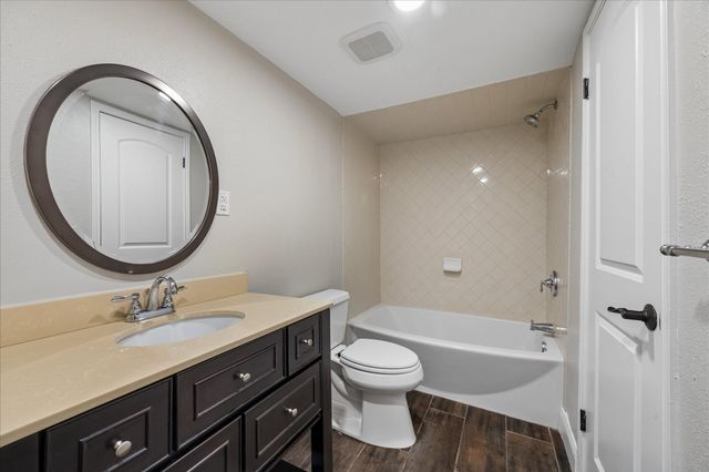 3535 Nasa Rd 1 59, Seabrook, TX 77586