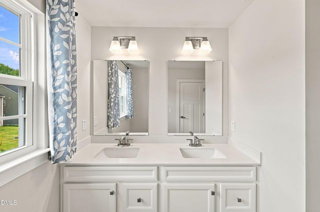 136 Sonnet Tree Lp, Wendell, NC 27591