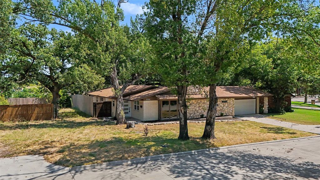 5144 Jennings Drive, North Richland Hills, TX 76180 — photo 4
