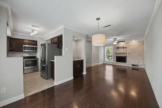 18511 Egret Bay Boulevard 511, Webster, TX 77058