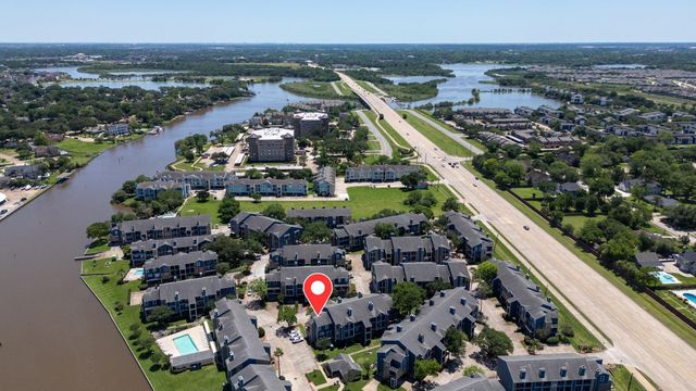 18511 Egret Bay Boulevard 511, Webster, TX 77058