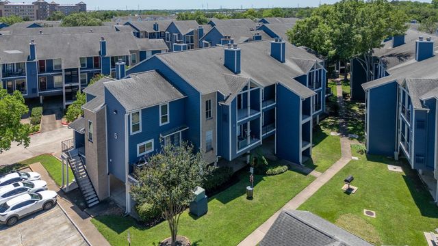 18511 Egret Bay Boulevard 511, Webster, TX 77058