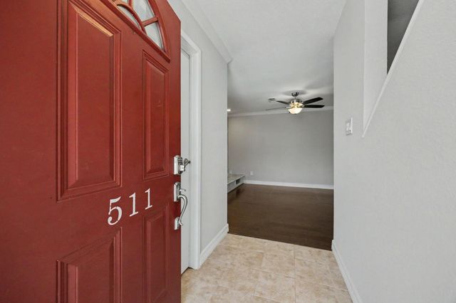 18511 Egret Bay Boulevard 511, Webster, TX 77058