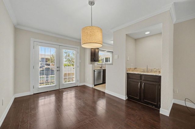 18511 Egret Bay Boulevard 511, Webster, TX 77058