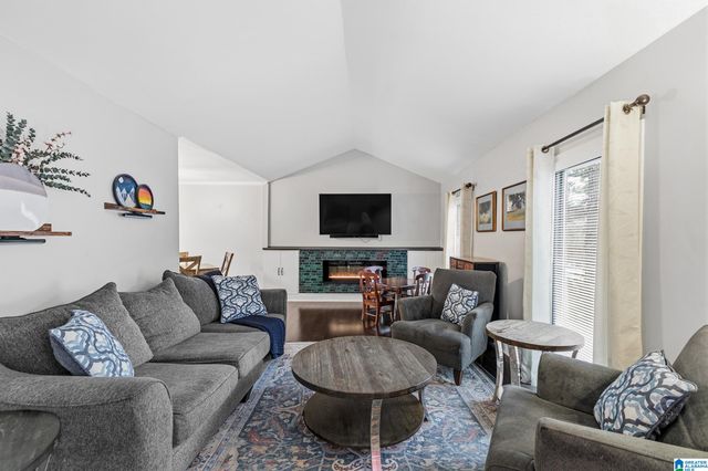 2804 ALTADENA SOUTH WAY, Birmingham, AL 35244