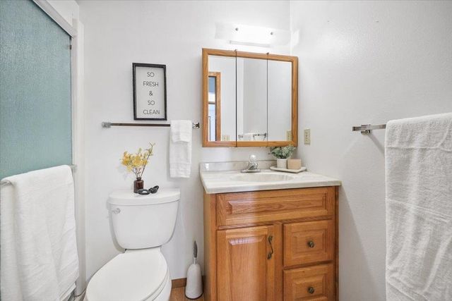 19820 E Micaview Ave, Greenacres, WA 99016