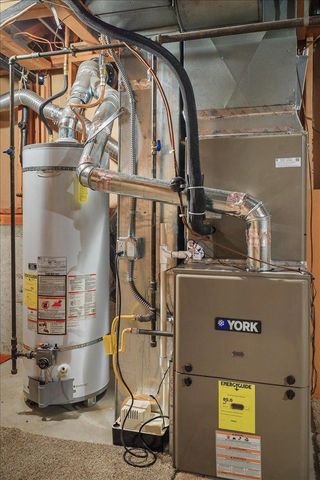 19820 E Micaview Ave, Greenacres, WA 99016