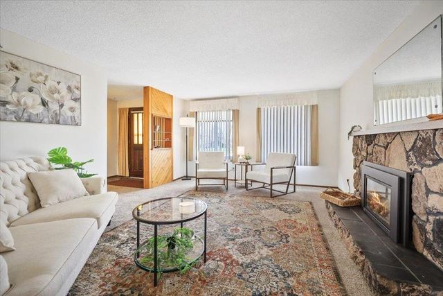 19820 E Micaview Ave, Greenacres, WA 99016