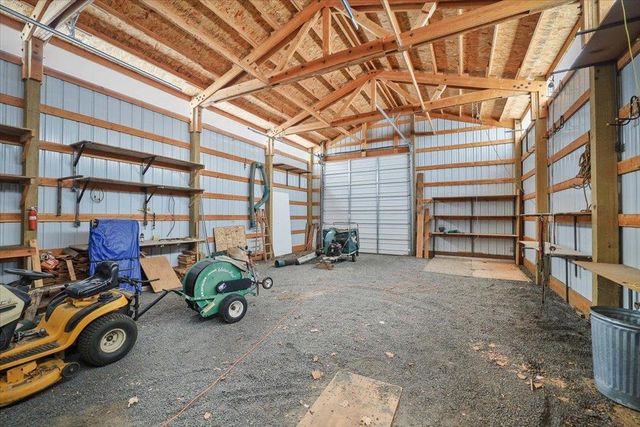 19820 E Micaview Ave, Greenacres, WA 99016