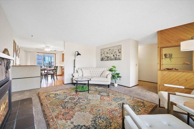 19820 E Micaview Ave, Greenacres, WA 99016