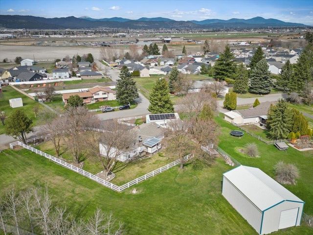 19820 E Micaview Ave, Greenacres, WA 99016