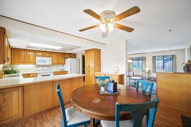 19820 E Micaview Ave, Greenacres, WA 99016