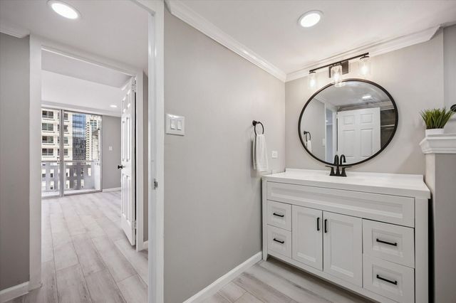2016 Main Street 903, Houston, TX 77002